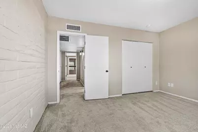 8300 N Mesquite Shadows Drive, Tucson, AZ 85704 - Photo 18