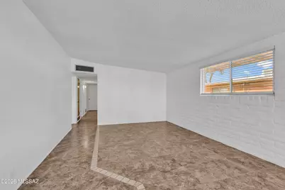 3201 N Olsen Avenue, Tucson, AZ 85719 - Photo 12