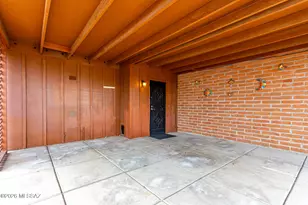 1952 W Brichta Dr, Tucson, AZ 85745 - Photo 4