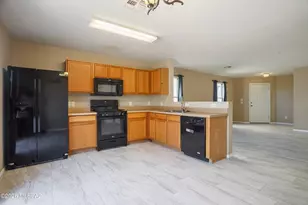 5596 S Monrovia Ave, Tucson, AZ 85706 - Photo 10