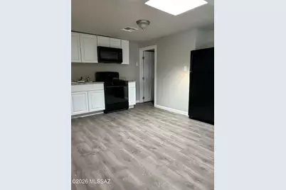 210/212 W Blacklidge Drive, Tucson, AZ 85705 - Photo 2