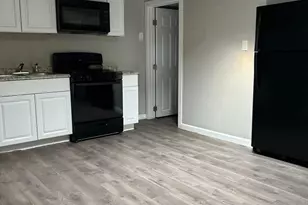 210/212 W Blacklidge Dr, Tucson, AZ 85705 - Photo 2