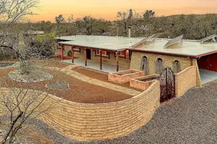 4231 N Bidahochi Dr, Tucson, AZ 85749 - Photo 2