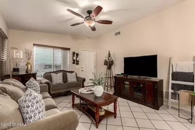 3270 Kennedy Parks Hills Place, Tucson, AZ 85713 - Photo 6