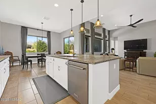 13385 N Cape Marigold Dr, Oro Valley, AZ 85755 - Photo 14