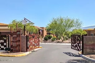 13121 N Humphreys Peak Dr, Oro Valley, AZ 85755 - Photo 36