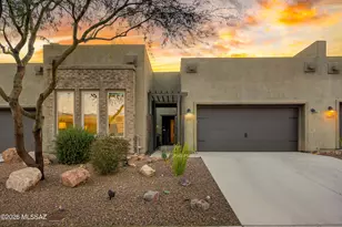 13121 N Humphreys Peak Dr, Oro Valley, AZ 85755 - Photo 32