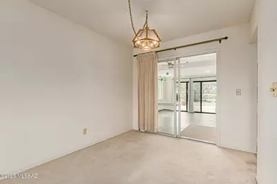 130 E Los Arcos, Green Valley, AZ 85614 - Photo 6