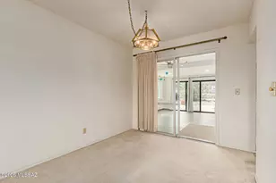 130 E Los Arcos, Green Valley, AZ 85614 - Photo 6