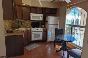 122 W Calle Del Ano, Green Valley, AZ 85614 - Photo 2