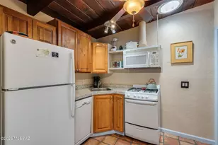 1951 E Greenlee Rd, Tucson, AZ 85719 - Photo 20