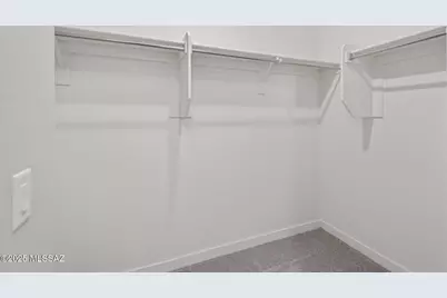 7802 S Wild Prairie Drive, Tucson, AZ 85757 - Photo 16