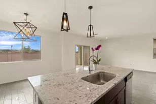 4818 E Greenway Wash Dr, Tucson, AZ 85706 - Photo 12