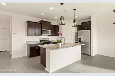 4818 E Greenway Wash Drive, Tucson, AZ 85706 - Photo 8