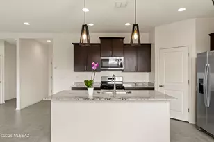 4818 E Greenway Wash Dr, Tucson, AZ 85706 - Photo 10