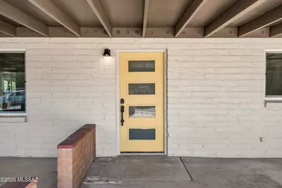 6917 E Calle Bellatrix, Tucson, AZ 85710 - Photo 8
