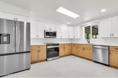 6917 E Calle Bellatrix, Tucson, AZ 85710 - Photo 2
