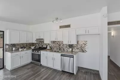 2515 S Kevin Drive, Tucson, AZ 85748 - Photo 4