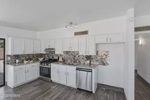 2515 S Kevin Dr, Tucson, AZ 85748 - Photo 4