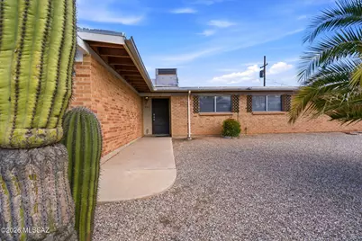 8711 E Appomattox Street, Tucson, AZ 85710 - Photo 4