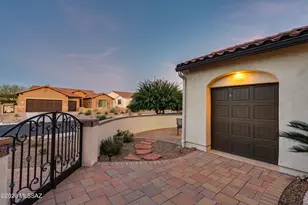 2272 E Madera Plateau Dr, Green Valley, AZ 85614 - Photo 4