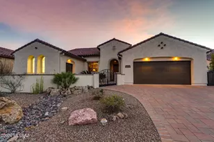 2272 E Madera Plateau Dr, Green Valley, AZ 85614 - Photo 2