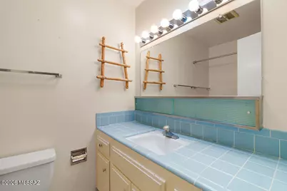 415 S Vista Del Rio, Green Valley, AZ 85614 - Photo 12