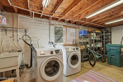 2481 N Lloyd Bush Drive, Tucson, AZ 85745 - Photo 32