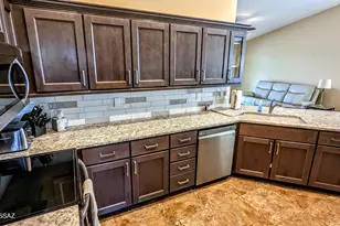 38135 S Rolling Hills Dr, Tucson, AZ 85739 - Photo 16