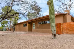 6821 E Nasumpta Dr, Tucson, AZ 85715 - Photo 2