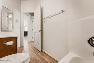 1917 W Vista Ridge Dr, Green Valley, AZ 85622 - Photo 12