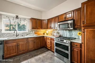 521 S Craycroft Road, Tucson, AZ 85711 - Photo 12