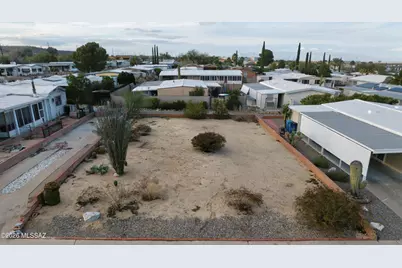 274 Mora Drive #104, Green Valley, AZ 85614 - Photo 2