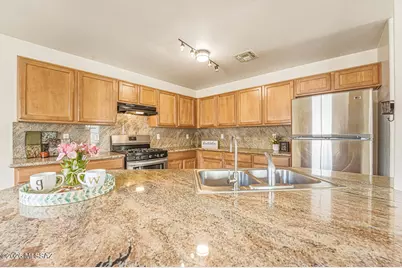 18430 S Copper Basin, Green Valley, AZ 85614 - Photo 4