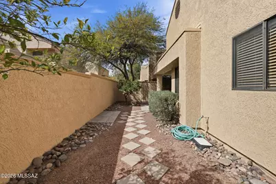 5172 Woodspring Drive, Tucson, AZ 85712 - Photo 32
