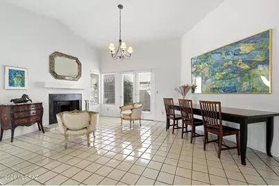 5172 Woodspring Drive, Tucson, AZ 85712 - Photo 2