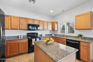 444 W Calle Sombra Linda, Sahuarita, AZ 85629 - Photo 8