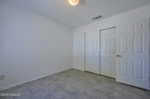 8685 S Desert Dove Dr, Tucson, AZ 85747 - Photo 24