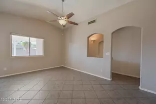 8685 S Desert Dove Dr, Tucson, AZ 85747 - Photo 6