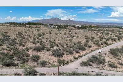 1050 Via Independencia #62, Rio Rico, AZ 85648 - Photo 2