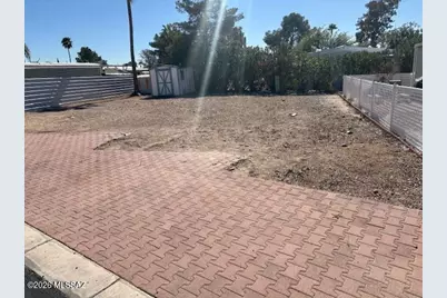 5433 Box R Street #516, Tucson, AZ 85713 - Photo 2