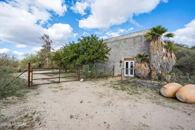 40121 S Santa Fe Trail, Tucson, AZ 85739 - Photo 1