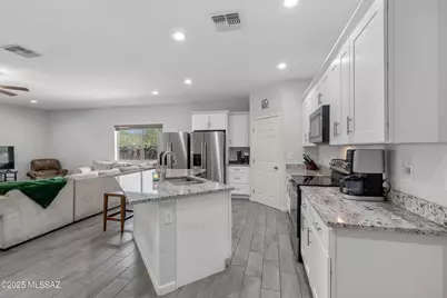 1941 E Greenlee Road, Tucson, AZ 85719 - Photo 12