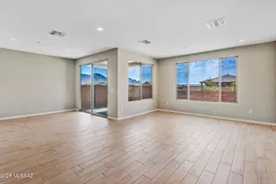 13441 N Sanidine Dr, Tucson, AZ 85755 - Photo 2