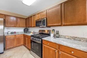 4266 E Wading Pond Dr, Tucson, AZ 85712 - Photo 14