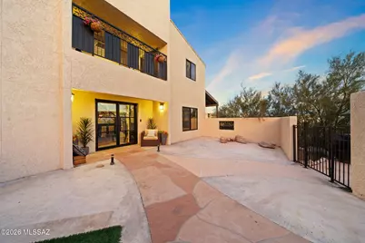 5781 E Paseo Cimarron, Tucson, AZ 85750 - Photo 2
