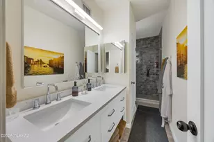 6524 N Foothills Dr, Tucson, AZ 85718 - Photo 20