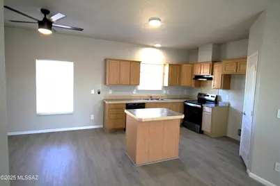 6170 N Orange Tree Lane, Tucson, AZ 85741 - Photo 8