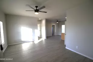 6170 N Orange Tree Ln, Tucson, AZ 85741 - Photo 4