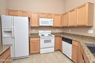 10979 N Double Eagle Ct, Oro Valley, AZ 85737 - Photo 14